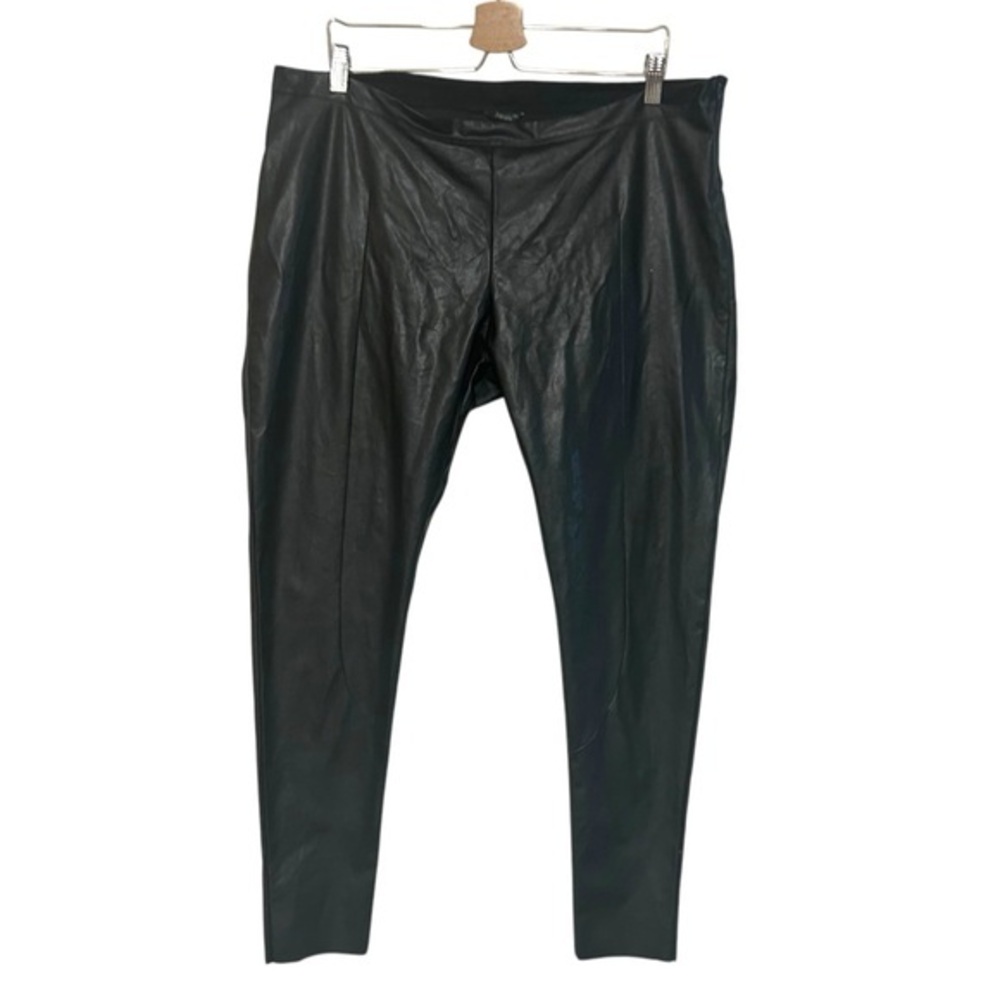 Aakasha XXL Black faux Leather